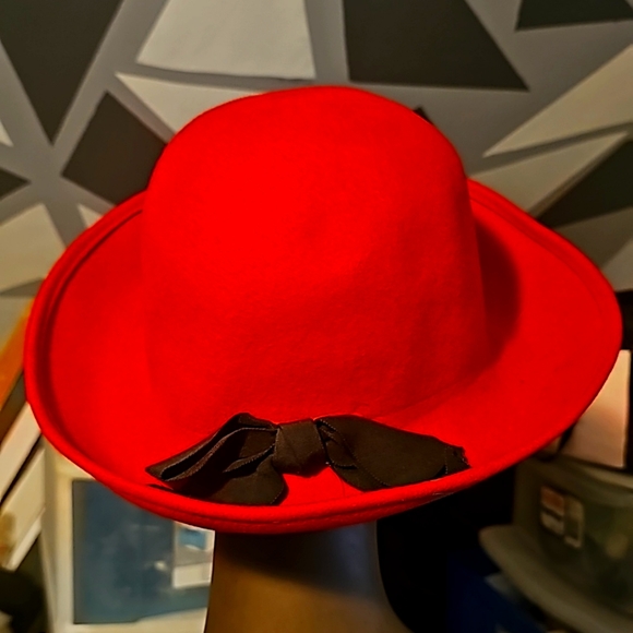 Talbots Designer Elegant Red Wide Rim Hat w/Small Black Bow - Picture 3 of 7